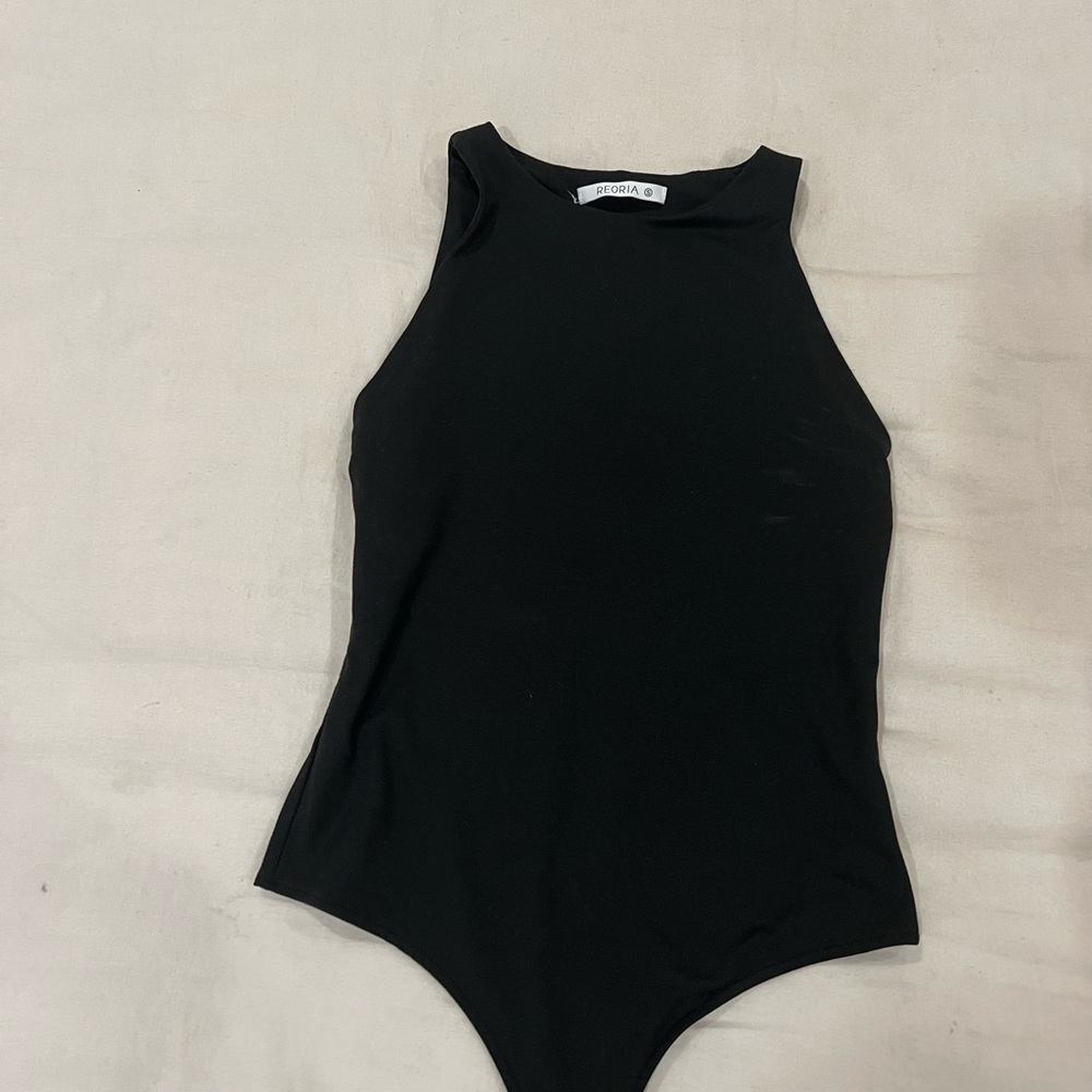 Amazon Black Sleeveless Bodysuit